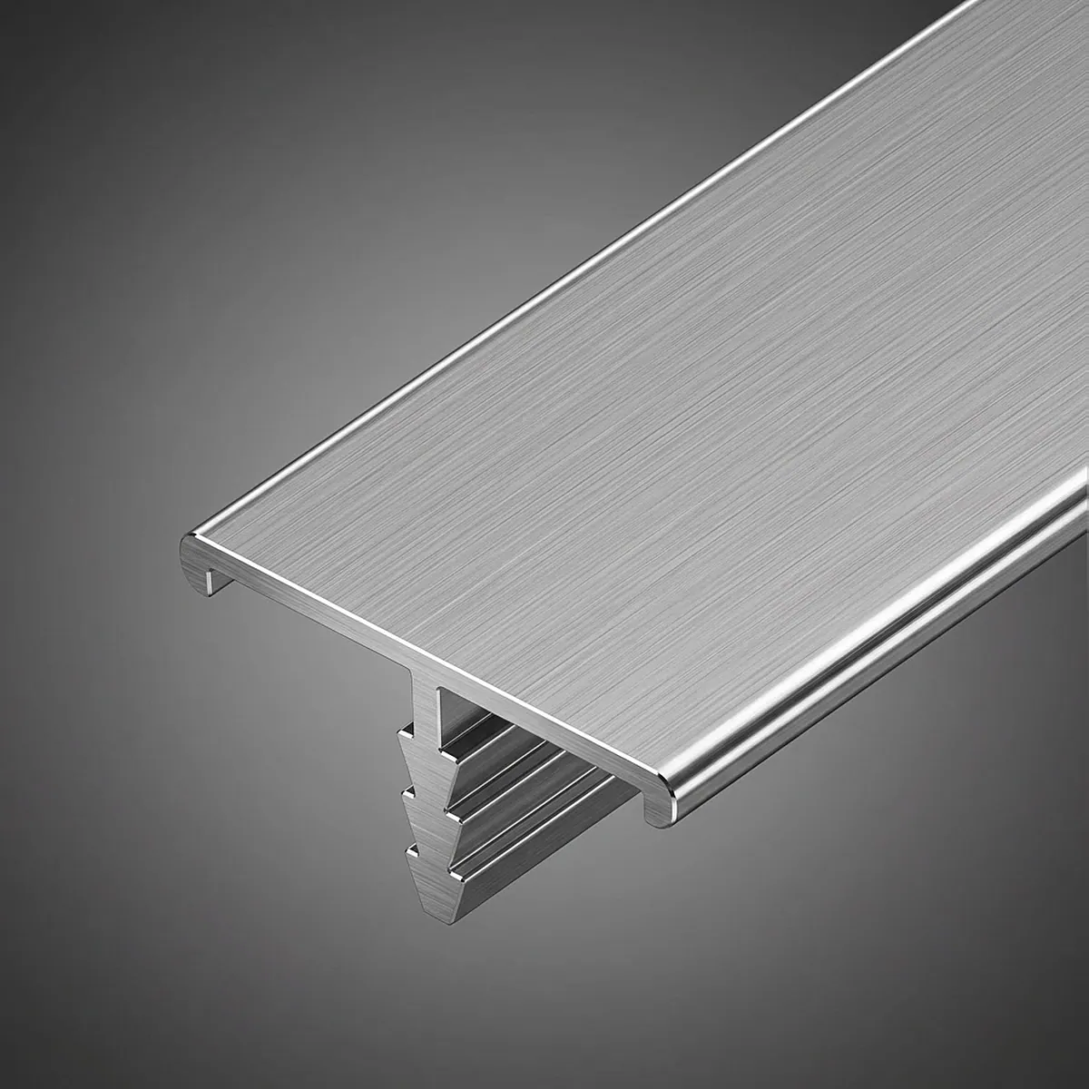 T-patti aluminium profile in brushed silver with a flat top face and a ribbed stem
