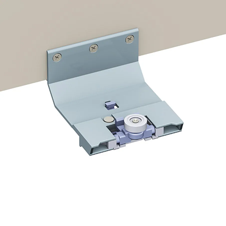Evolution lower carriage with its automatic locking hook and wheel