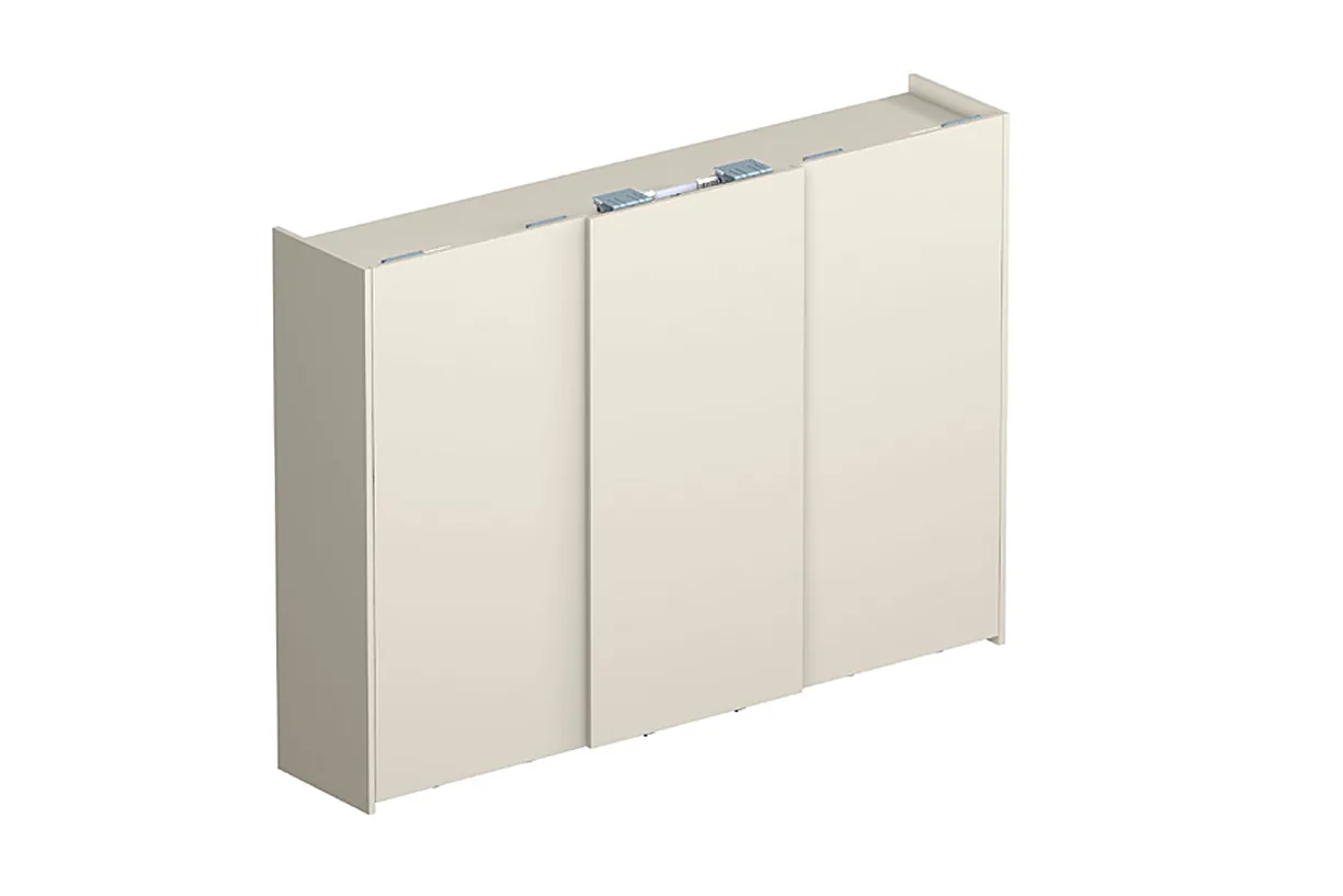 Wardrobe with three overlapping sliding doors using the Evolution system